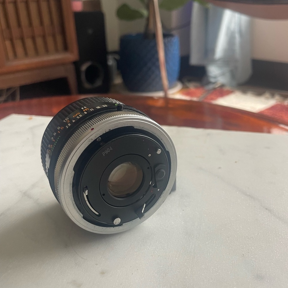 Canon fd 28mm lens f2.8